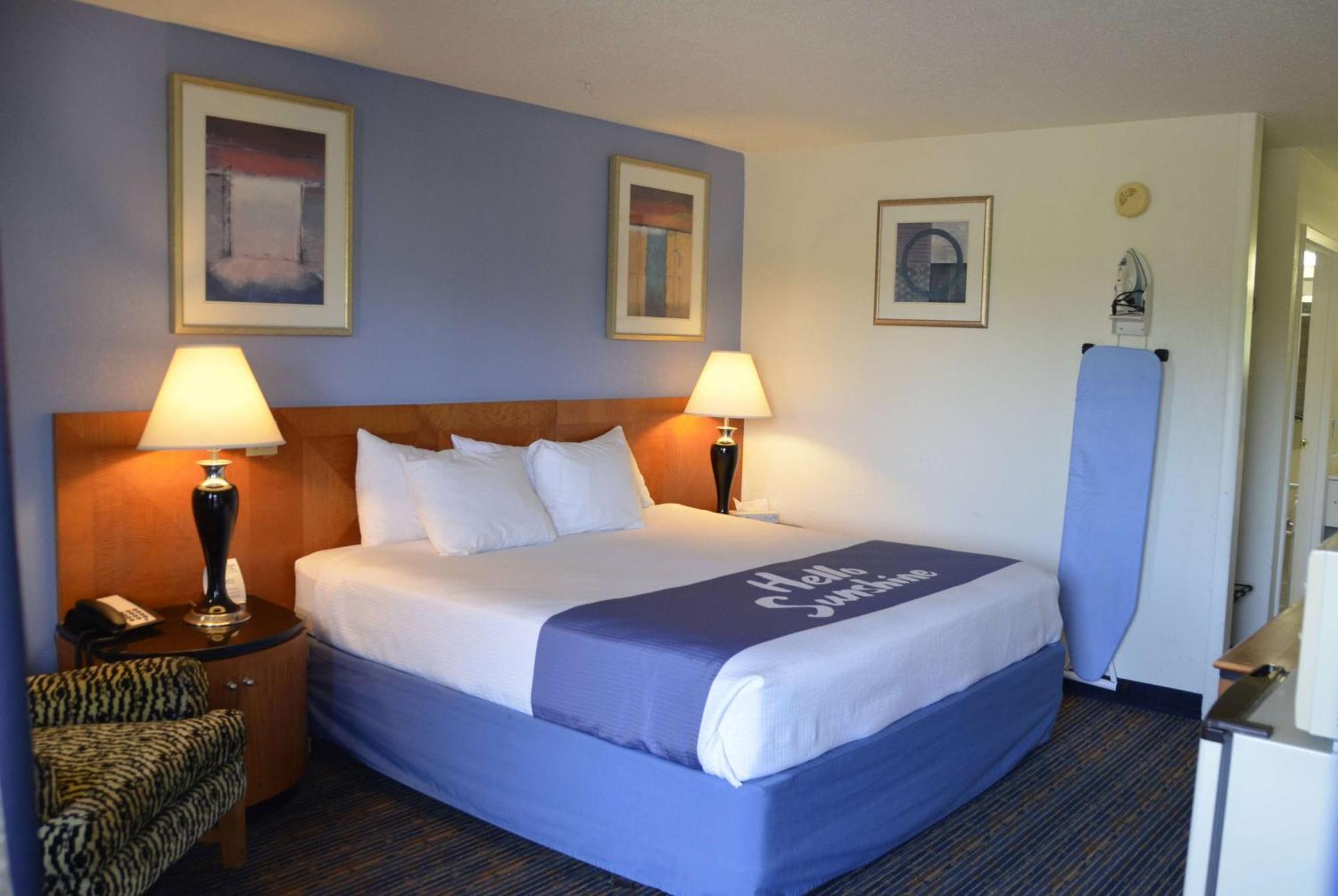Days Inn By Wyndham Luray Shenandoah Εξωτερικό φωτογραφία