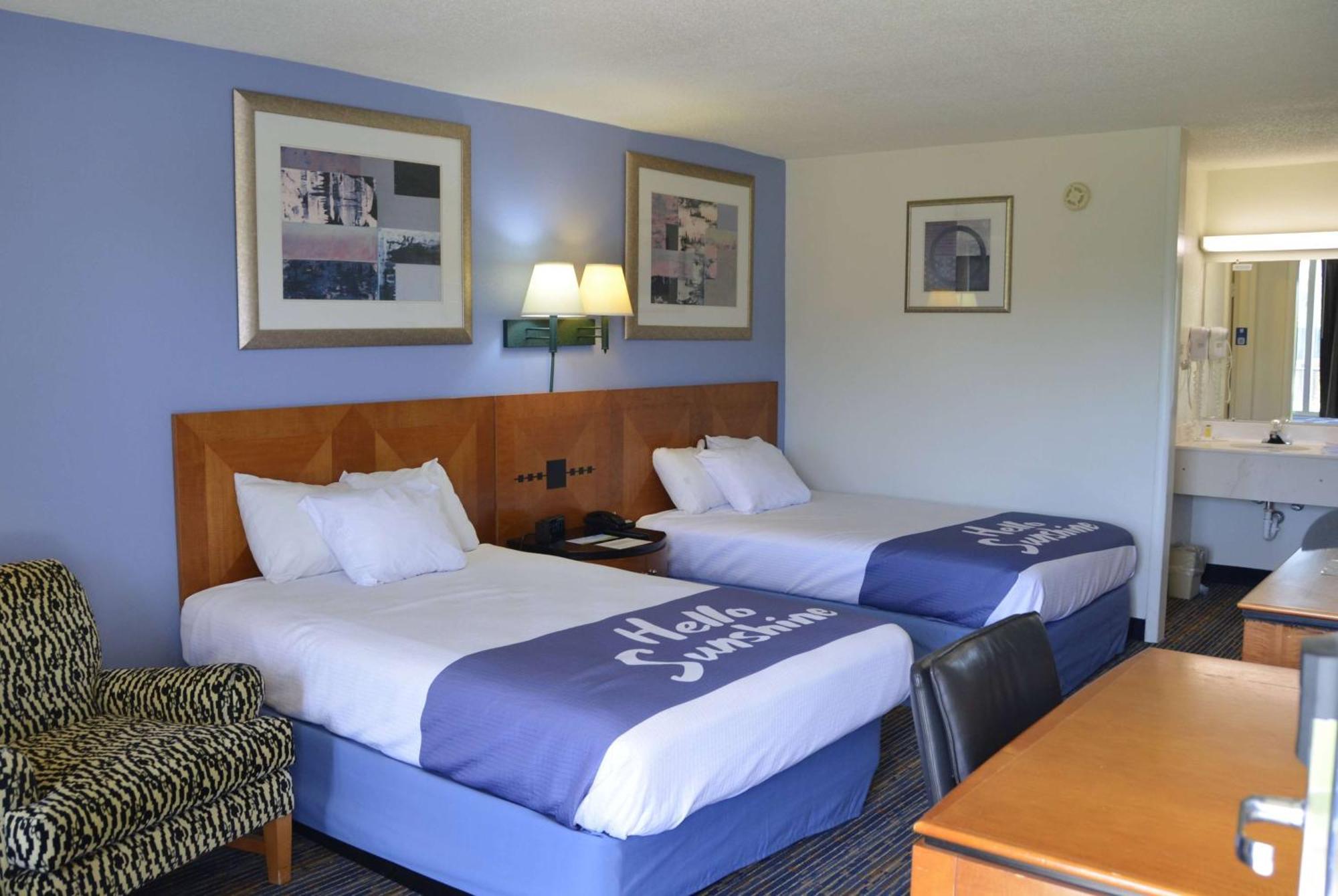 Days Inn By Wyndham Luray Shenandoah Εξωτερικό φωτογραφία
