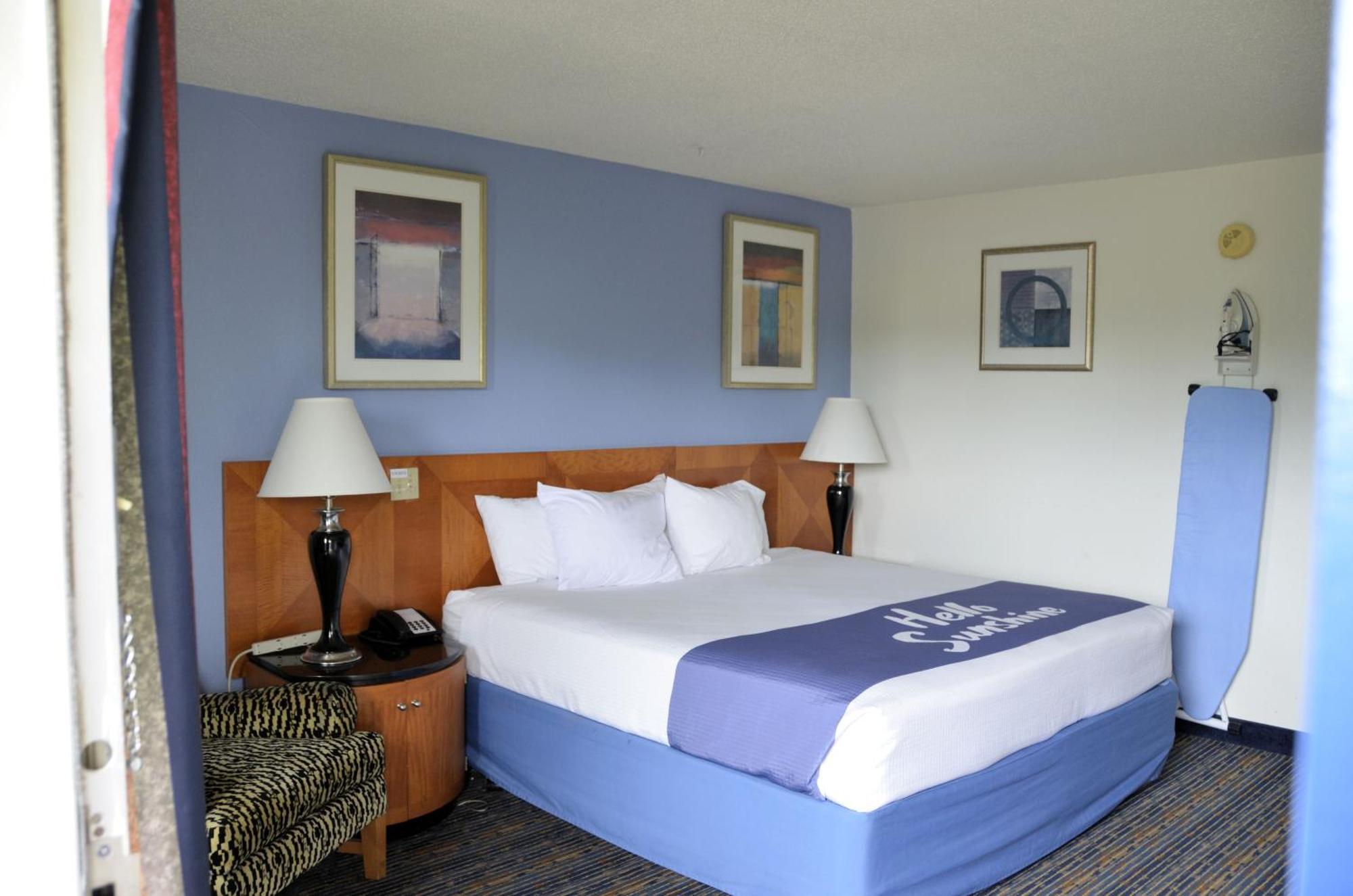 Days Inn By Wyndham Luray Shenandoah Εξωτερικό φωτογραφία